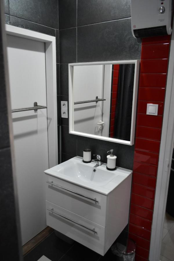 Foter Apartmanhaz Szentendre Luaran gambar